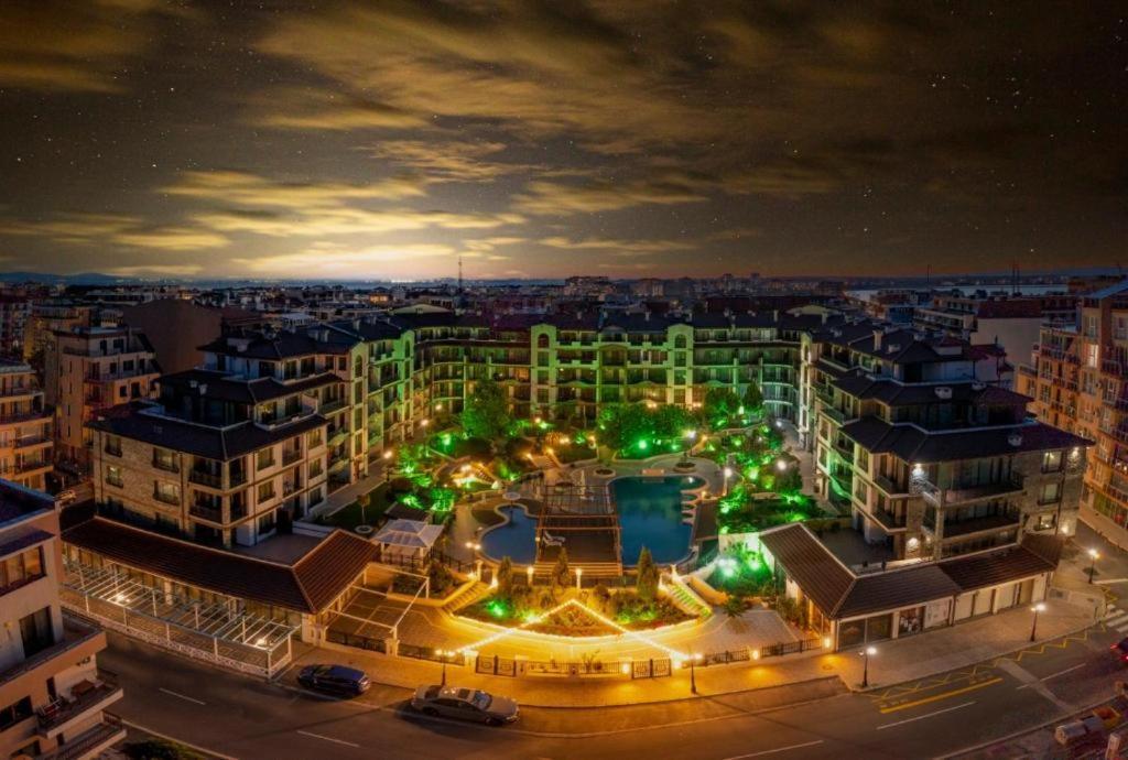 Boutique Rose Gardens Pomorie Aparthotel Exteriör bild