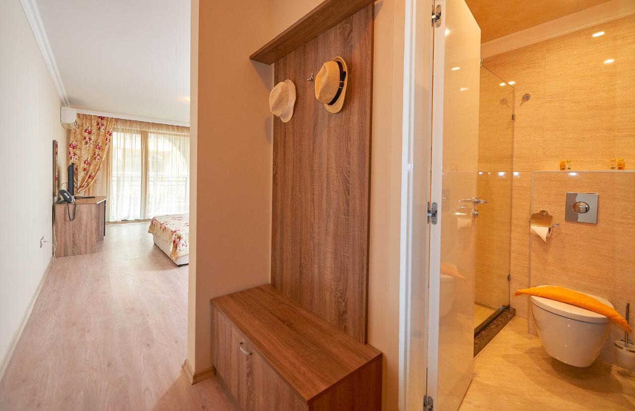 Boutique Rose Gardens Pomorie Aparthotel Exteriör bild